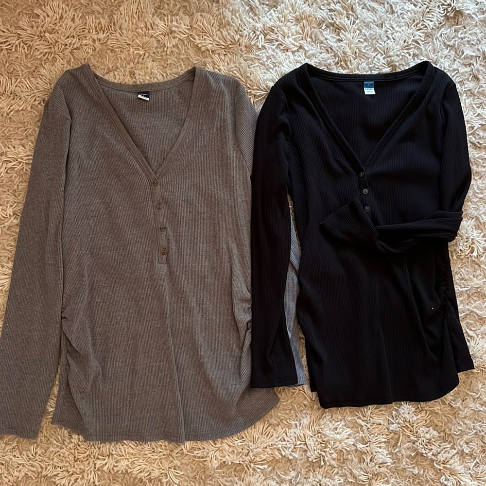 Old Navy Ribbed Maternity shirts